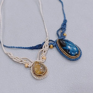 Colgante de Cuarzo Rutilado Dorado con Macramé, Collar Tejido a Mano Color Crema, Forma de Bola de Bambú Budista, Aleación de Zinc, Joyería Clásica de Lujo - Product Image 4