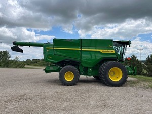 Moissonneuse-batteuse robuste 2025 S7 900 Z197963 Haute Performance Approvisionnement en Gros - Product Image 5