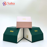 Boîte cadeau rigide en kraft pliable sur mesure, fabriquée au Vietnam, recyclable, biodégradable, épaisseur 2 mm, finition brillante/mate, revêtement UV