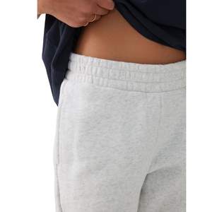 Pantalones Deportivos de Felpa para Mujer, Cintura Alta, con Logotipo Personalizado, Pantalones Jogger de Algodón, Corte Holgado Informal, Ropa de Estar por Casa, Venta al Por Mayor OEM - Product Image 3
