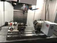 Centre d'usinage vertical VMC 855 à haute stabilité thermique, machine de fraisage CNC 3 axes VMC855