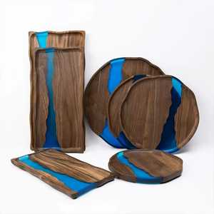 Plateau de service en résine imitation bois, vaisselle artisanale écologique, résistant au lave-vaisselle, idéal pour les mariages - Product Image 1