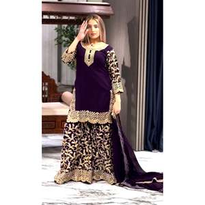Beau haut pour femme-ensemble Gharara et Dupatta avec travail de séquence de broderie lourde - Product Image 1