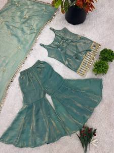 Ensemble Kurta Sharara pour filles en bleu sarcelle avec dupatta |   Costume ethnique pour enfants avec broderie |   Tenue de fête de mariage festive pour filles - Product Image 5