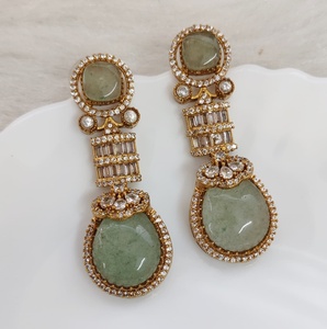 Pendientes de lujo de primera calidad, perfectos para fiestas, ocasiones festivas, pendientes llamativos, diseño elegante y sofisticado. - Product Image 3