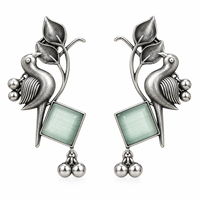 Boucles d'oreilles clous vintage en laiton plaqué argent oxydé, motif oiseau blanc, serti clos avec pierre Monalisa, pour mariage - En stock