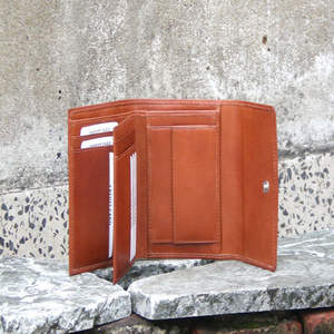 Cartera Corta de Cuero Crazy Horse Auténtico para Hombre, Tarjetero con Protección RFID, Minimalista, Vintage, con Cierre Abierto y Forro de Poliéster - Product Image 3