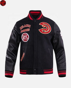 Chaqueta Varsity de los Atlanta Hawks para Hombre, Negra, de Cuero PU, Estilo Béisbol, con Parches Bordados, Cuello Camisero, Corte Regular - Product Image 1