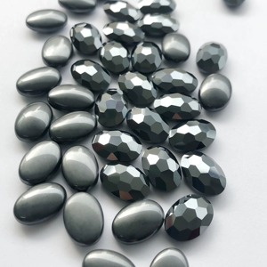 Offre Spéciale : Pierre Ornementale pour la Fabrication de Bijoux – Pierre Précieuse Naturelle Hématite Ovale Brute à Taille Brillante - Product Image 1