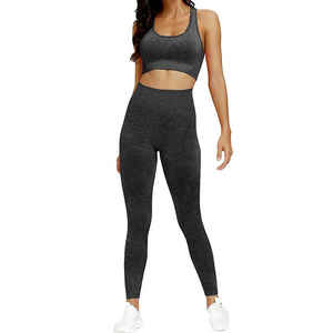 Ensemble de yoga pour femmes sur mesure, durable, en spandex/polyester, motif uni, séchage rapide, écologique, vêtements de sport pour la salle de sport et le fitness - Product Image 1