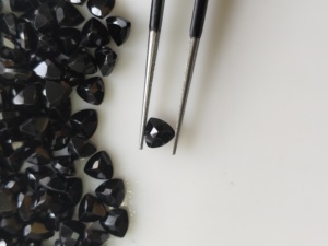 Natural Black Spinel 5MM Trillion Cut <b>Best</b> Quality Loose Gemstone Certified for Jewelry Making - Product Image 1