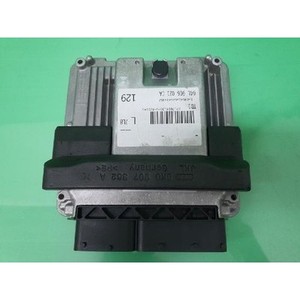 ECU และโมดูลคอมพิวเตอร์มือสองขนาด A4 รุ่น 04L906021CA - Product Image 1