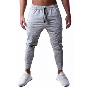 Pantalon de sport pour homme en molleton épais 600 g/m², respirant, résistant, extensible, avec poche arrière, idéal pour les exercices de renforcement musculaire et les exercices de traction latérale. - Product Image 5