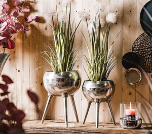 Classic Shiny Finished Trending Design Metal Planter Balcony Garden Plant Superior Quality Metal Planter - Product Image 6