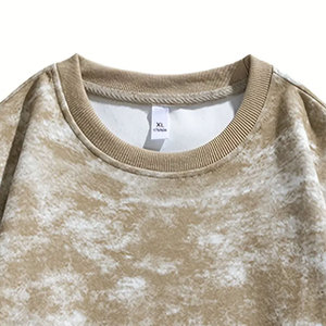 Sweat-shirt classique pour homme en coton mélangé avec manches rayées, col rond, parfait pour le sport et les tenues décontractées. - Product Image 4