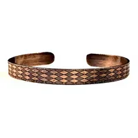 Bracelet manchette en cuivre fait main avec texte en relief – Le meilleur cadeau personnalisé pour les femmes branchées – Bijou en métal tendance