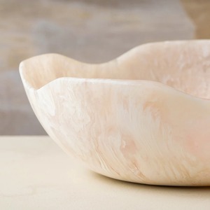Tazón de Resina Irregular Hecho a Mano de Lujo, Tazón Decorativo Moderno para Frutas, Tazón Multiusos para Ensaladas, Tazón Decorativo de Diseño para Mesa - Product Image 4