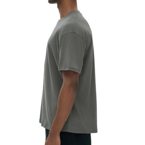 T-shirt unisexe décontracté à col rond en coton tricoté de 150 grammes, impression sérigraphique gonflée personnalisée de luxe - Product Image 4