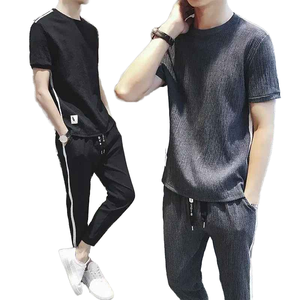 Tenue de sport coupe ajustée pour homme, pantalon sweat-shirt gris et respirant, t-shirt sans logo, survêtements XL, nouveaux ensembles assortis pour le haut et le bas - Product Image 1