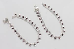 Tobilleras de Plata Estilo Rajasthani con Flores y Gemas Rojas, Joyería de Plata Esterlina 925 para Mujeres y Niñas, para Usar en Bodas - Product Image 2