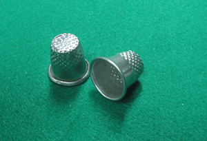 Dedal de Acero Inoxidable AA0284 con Inserto de Malla, Portátil y Ecológico, Duradero para Costura a Máquina, Herramienta de Manualidades - Product Image 3