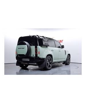 Land Rover Defender 110 D300 75e Anniversaire Novembre 2023 27 886 km Volant à Gauche Diesel Boîte Automatique avec Caméra Arrière - Product Image 2