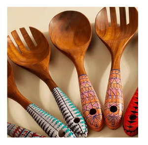 Cuchara de madera artesanal de mango con diseño de empuñadura esmaltada, utensilios de servir con colección de arte esmaltado impreso - Product Image 3