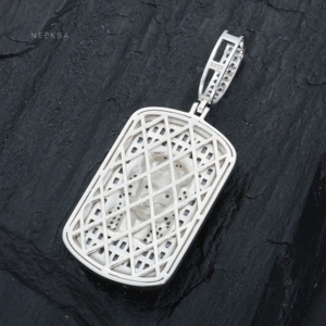 Colgante Rectangular de Jesús en Plata de Ley 925 con Moissanita, Colgante de Jesús con Moissanita Baguette Color D VVS, Piedras Engastadas a Mano - Product Image 6