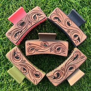 Accessoires de cheveux occidentaux pour femmes Pince à cheveux en cuir usiné à la main Pince à cheveux Cowgirl Pince à griffes en cuir de vachette véritable - Product Image 4