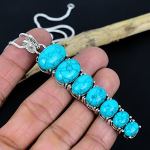 Colgante de Turquesa Hecho a Mano: Joyería de Plata de Ley 925 Hecha a Mano - Product Image 1