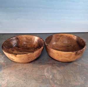 Cuenco de Madera Artesanal Tradicional con Granadas, Decorativo Rústico para Exhibición de Frutas, Redondo, de Madera Natural - Product Image 4