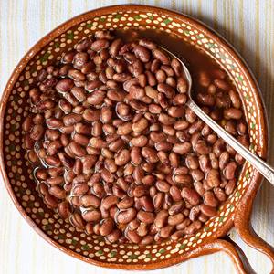 Haricots rouges séchés en vrac de qualité supérieure, fournis en gros, triés et propres, pour les acheteurs alimentaires mondiaux, haute teneur en protéines 20%, naturels - Product Image 4