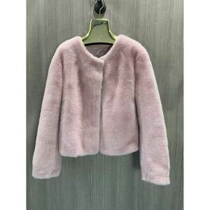 Veste d'hiver chaude et tendance en fausse fourrure de vison noire pour femme, taille du buste 105 cm - Product Image 5