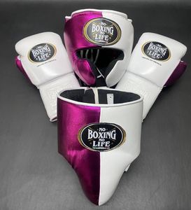 Ensemble de gants de boxe personnalisables blancs et roses à lacets, protège-joues, protège-tête, protège-gland, respirant, léger, en cuir PU, pour adulte - Product Image 1