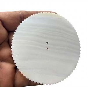 เปลือกหอยมุกธรรมชาติสีขาว รูปทรงกลม หัวใจวงกลม ขัดเงา สำหรับทำเครื่องประดับ DIY งานฝีมือ ขายส่งจำนวนมาก - Product Image 1