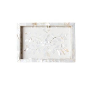 Bandeja de Servicio Artesanal con Incrustaciones de Concha MOP, Estilo Mosaico Árabe Contemporáneo para Mesa de Centro, Cocina y Comedor - Product Image 2
