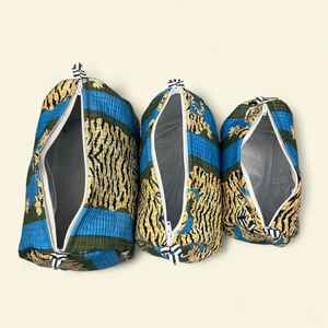 Juego de 3 Bolsas de Cosméticos Acolchadas al por Mayor, Impermeables, con Estampado de Tigre, de Algodón, Organizador de Maquillaje de Viaje - Product Image 3