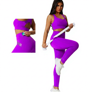 Ensemble de yoga bleu 2 pièces : Leggings taille haute avec poches et haut dos nageur respirant pour le fitness - Product Image 5
