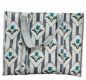 Sac fourre-tout matelassé pour femme, 100% coton, imprimé à la main style bohème vintage indien, avec fermeture éclair, idéal pour la plage et les voyages - Product Image 1