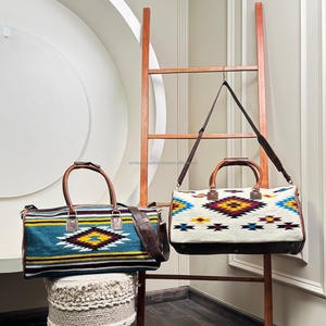 Bolsa de Viaje de Cuero Genuino Azteca, Bolsa de Viaje, Espaciosa, Ideal PARA LA Noche, Venta Al por Mayor - Product Image 5