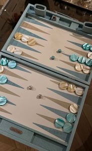 Jeux de société traditionnels en bois faits à la main de qualité supérieure - Artisanat en bois sculpté durable et écologique, décoration d'intérieur personnalisable - Product Image 5