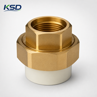 Adaptateur fileté en laiton haute pression certifié ISO CE PN16 pour soudure à solvant, raccord fileté U-PVC