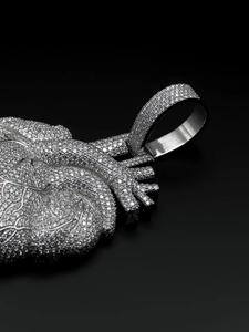 Pendentif Cœur Anatomique de Luxe Starspire Jewels en Argent 925 Plaqué Or avec Moissanite Taille Brillant et Micro-Incrustation, Breloque Thème - Product Image 2