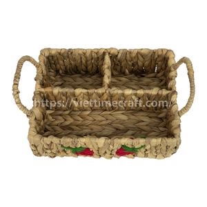 Plateau Rectangle Offre Spéciale 4 compartiments fait à la main en jacinthe d'eau écologique brodée de fraises 4 poignées sculptées - Product Image 3