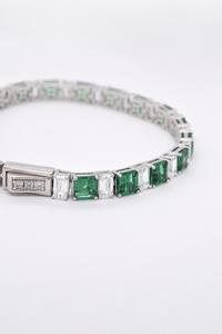 Brazalete LAVINA de Plata de Ley con Circonitas Cúbicas Entrelazadas y Baño de Rodio para Mujer - Regalo - Product Image 4