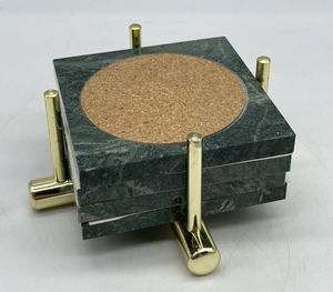 แผ่นรองแก้วหินอ่อนทำมือทรงสี่เหลี่ยมขัดเงา พร้อมที่วางแก้วแบบลวดทองเหลือง ของขวัญสุดหรูสำหรับบ้าน คาเฟ่ และบาร์ - Product Image 6