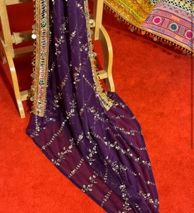 Zarmeena Kochiyaan Lehenga Choli brodé vintage bohème pour femme, robe de mariée ethnique indienne longue jusqu'au sol à manches longues - Product Image 4