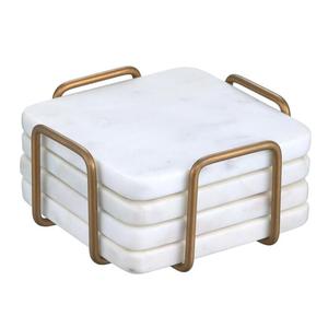 Ensemble de sous-verres carrés en marbre blanc avec support en métal doré, sous-verres de luxe en pierre naturelle pour la décoration de table - Product Image 1