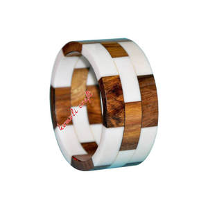 Pulsera de resina de madera hecha a mano, brazalete de color personalizado - Product Image 5
