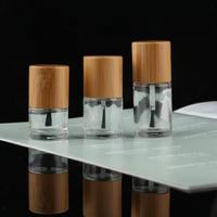 Bouteilles de vernis à ongles de marque privée de haute qualité 5ml 8ml 10ml récipient en verre avec bouchon en bambou et couvercle Gel stockage de vernis à ongles